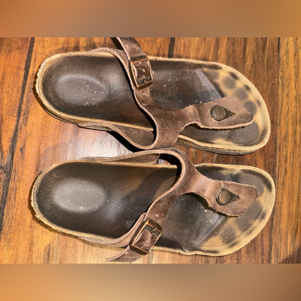 Birkenstock Gizeh sandals 37